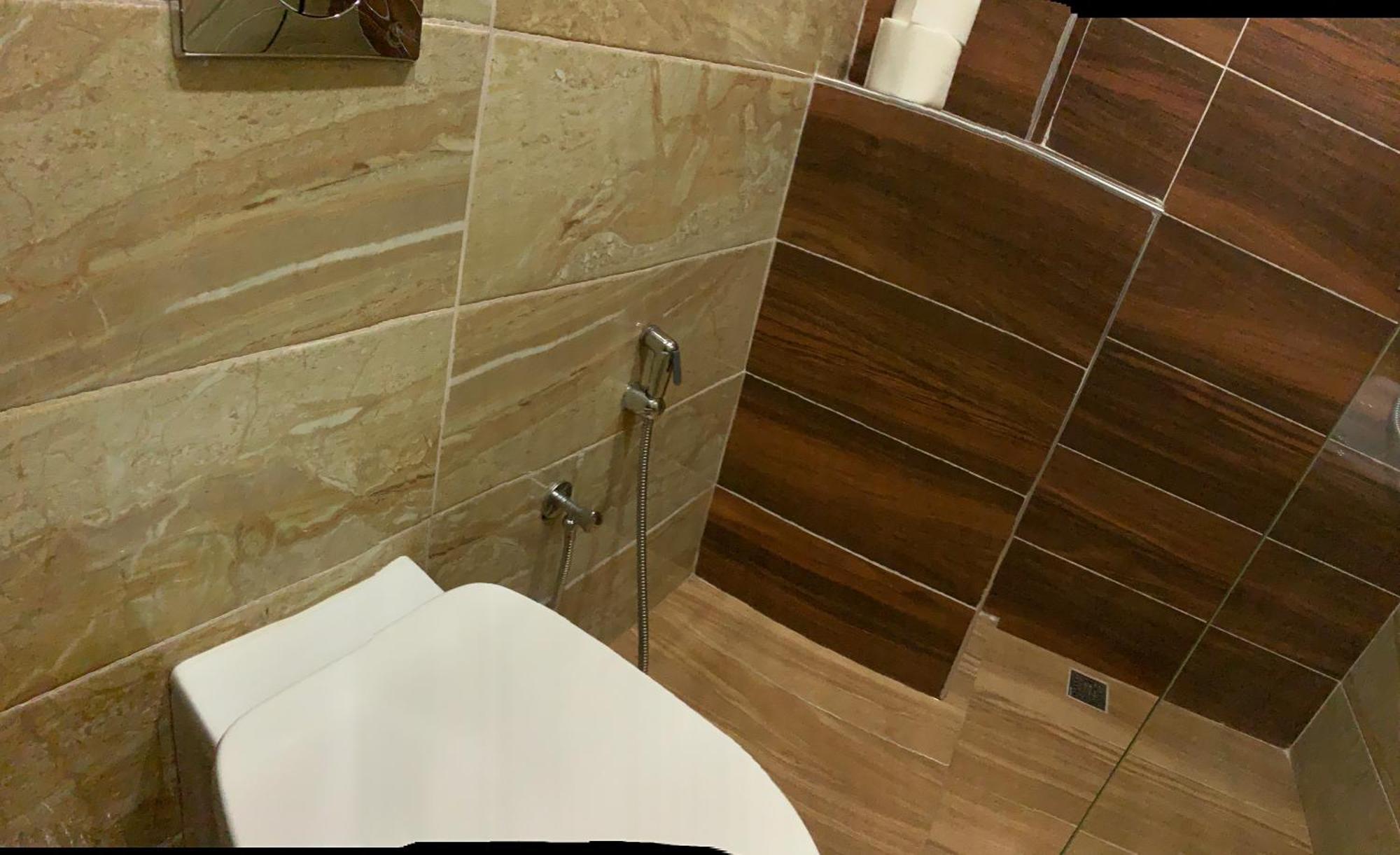 Hotel Dodona Sarandë エクステリア 写真