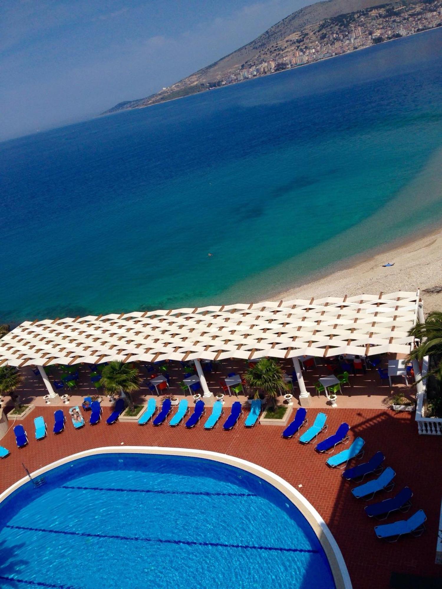 Hotel Dodona Sarandë エクステリア 写真